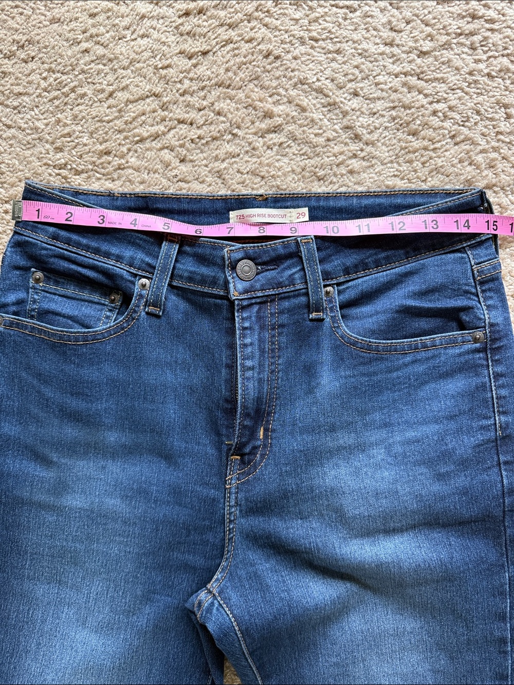 NWOT Levi’s 725 High Rise Bootcut - Picture 4 of 6